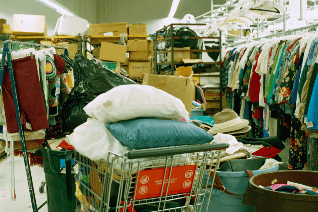 do thrift stores wash clothes